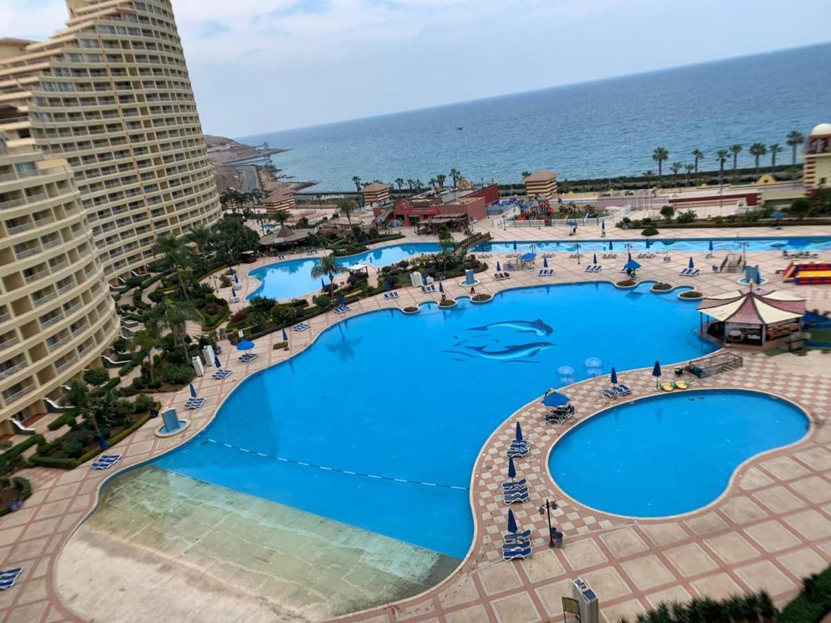 Porto Sokhna Pyramids Apartments With Sea View Families Only Айн Сохна Екстериор снимка