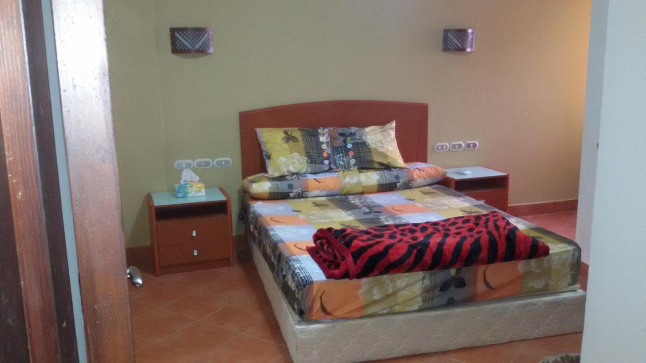 Porto Sokhna Pyramids Apartments With Sea View Families Only Айн Сохна Екстериор снимка