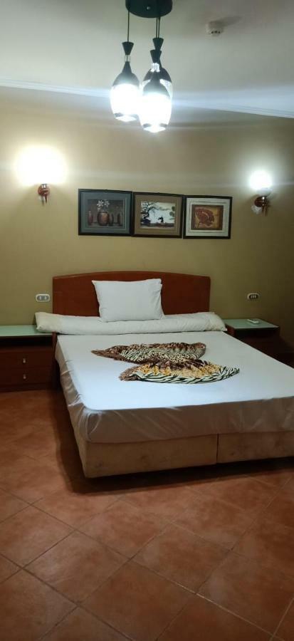 Porto Sokhna Pyramids Apartments With Sea View Families Only Айн Сохна Екстериор снимка
